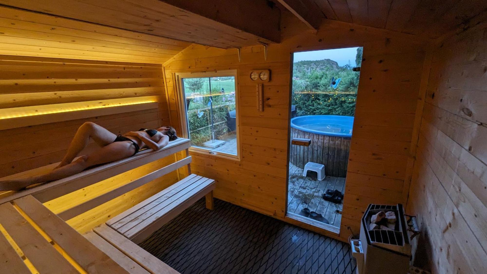 Mikael'S Bed & Spa Apartment サンネフヨル エクステリア 写真